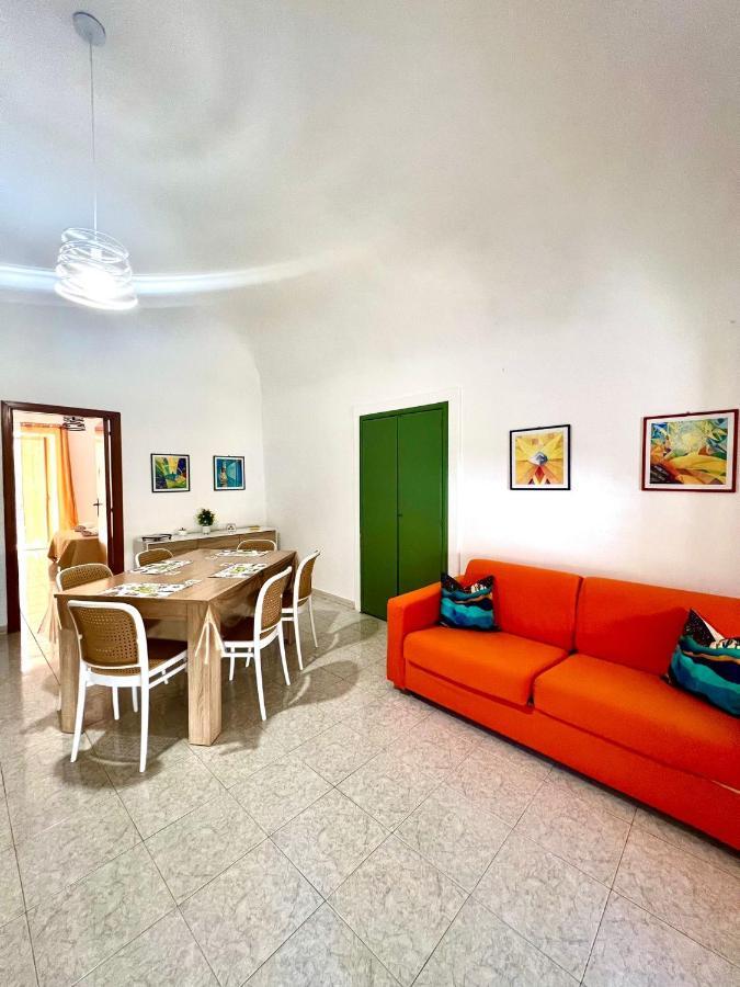 Gira Vota E Furria Villa Santo Stefano di Camastra Luaran gambar